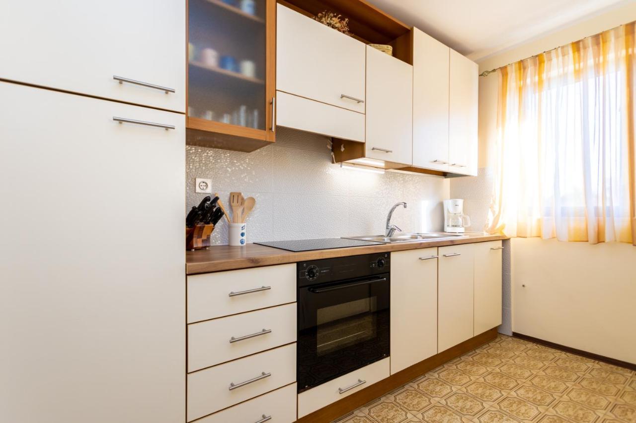 Apartman Doris Milohnici ภายนอก รูปภาพ