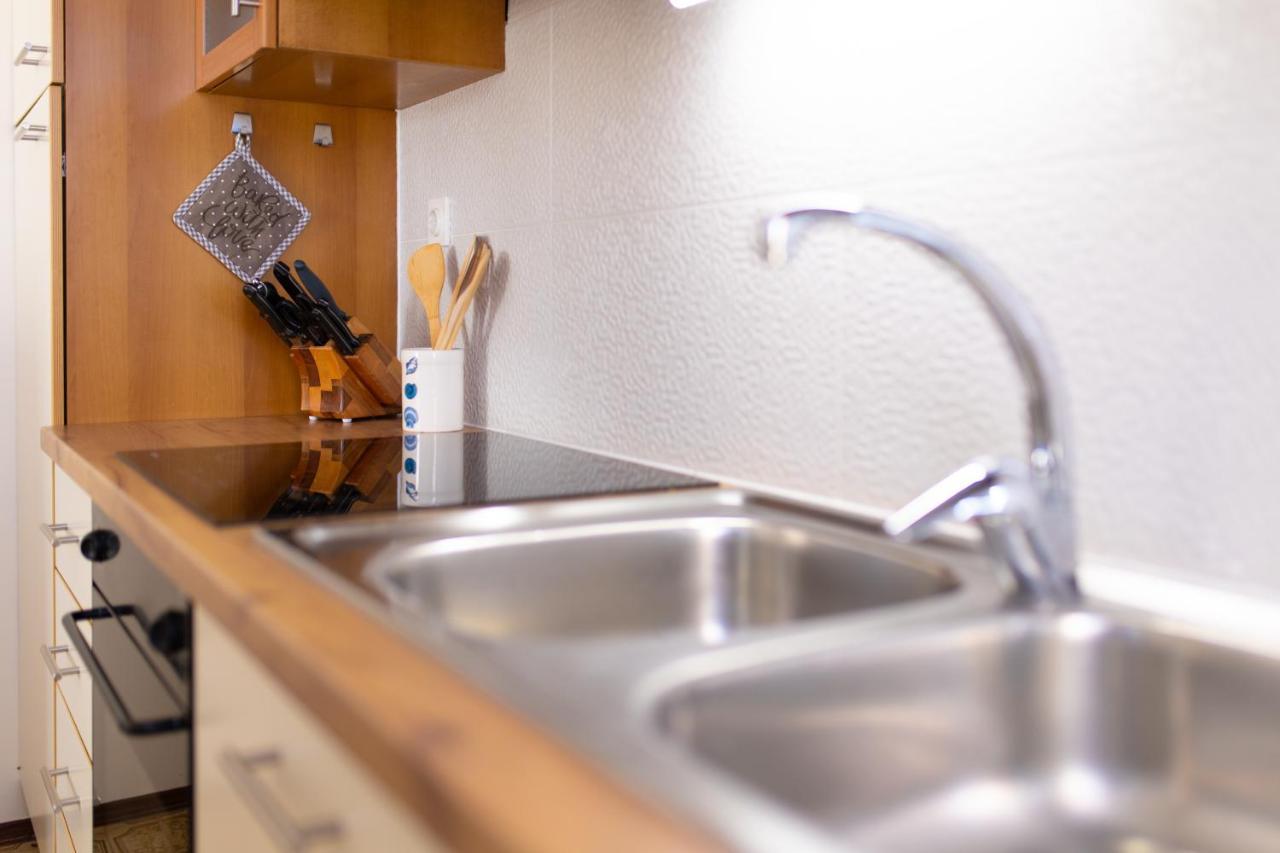 Apartman Doris Milohnici ภายนอก รูปภาพ