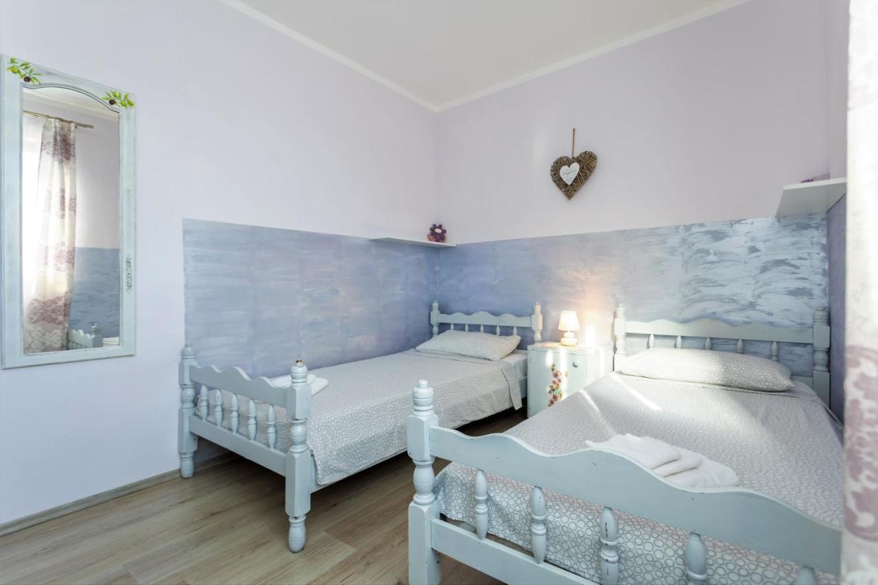 Apartman Doris Milohnici ภายนอก รูปภาพ