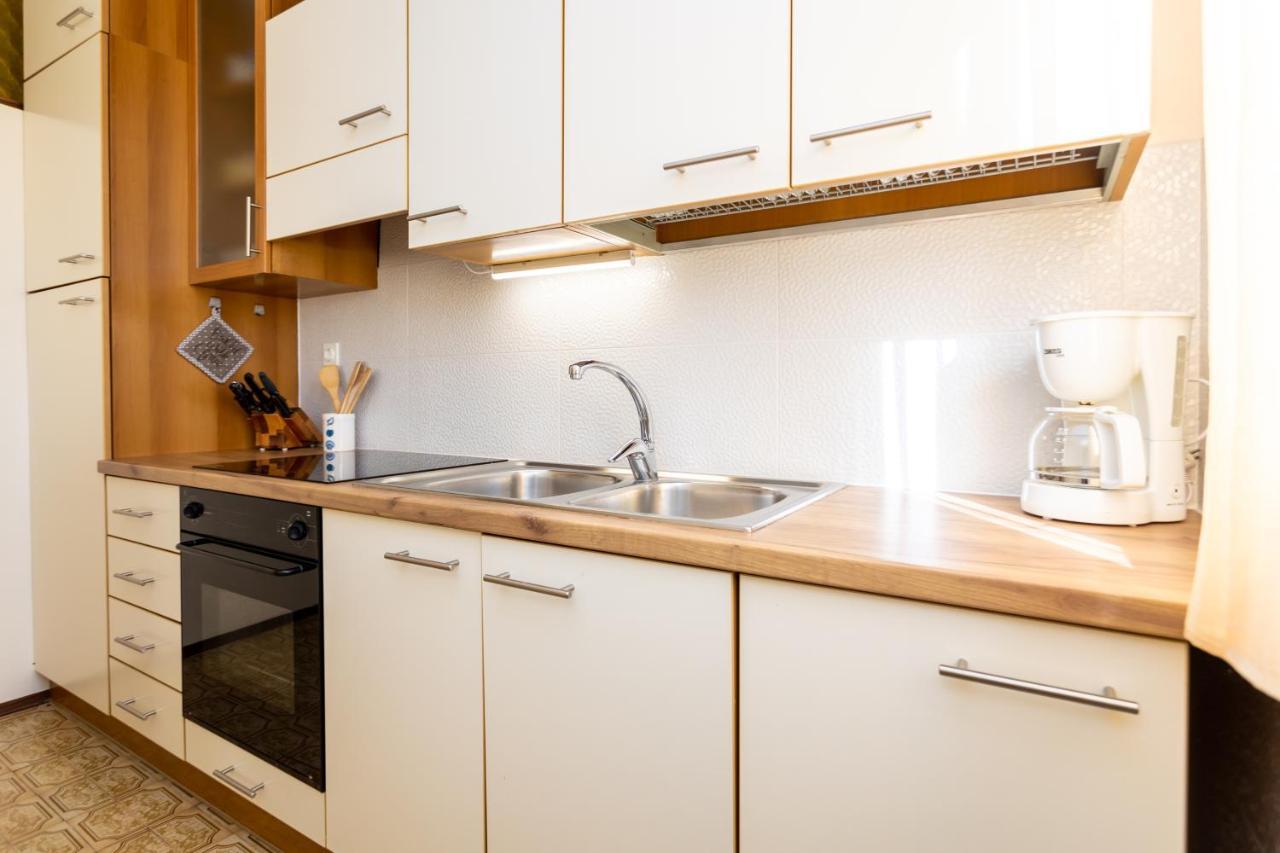Apartman Doris Milohnici ภายนอก รูปภาพ