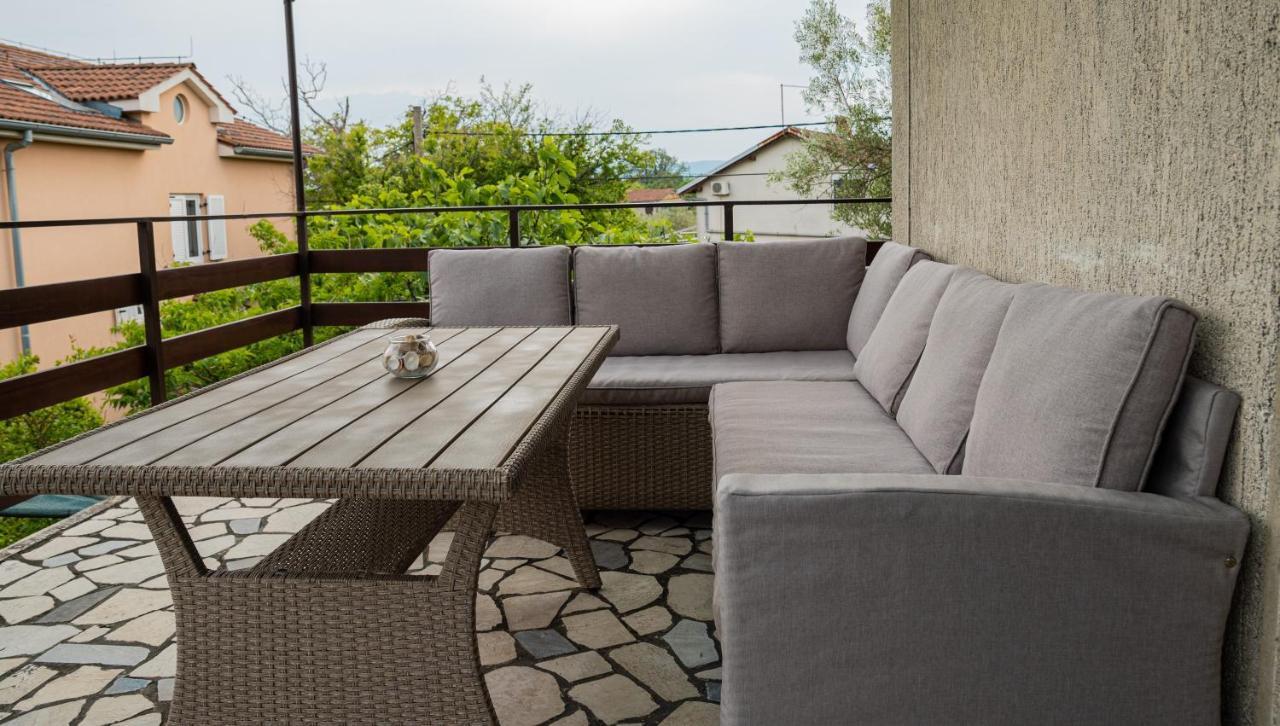 Apartman Doris Milohnici ภายนอก รูปภาพ