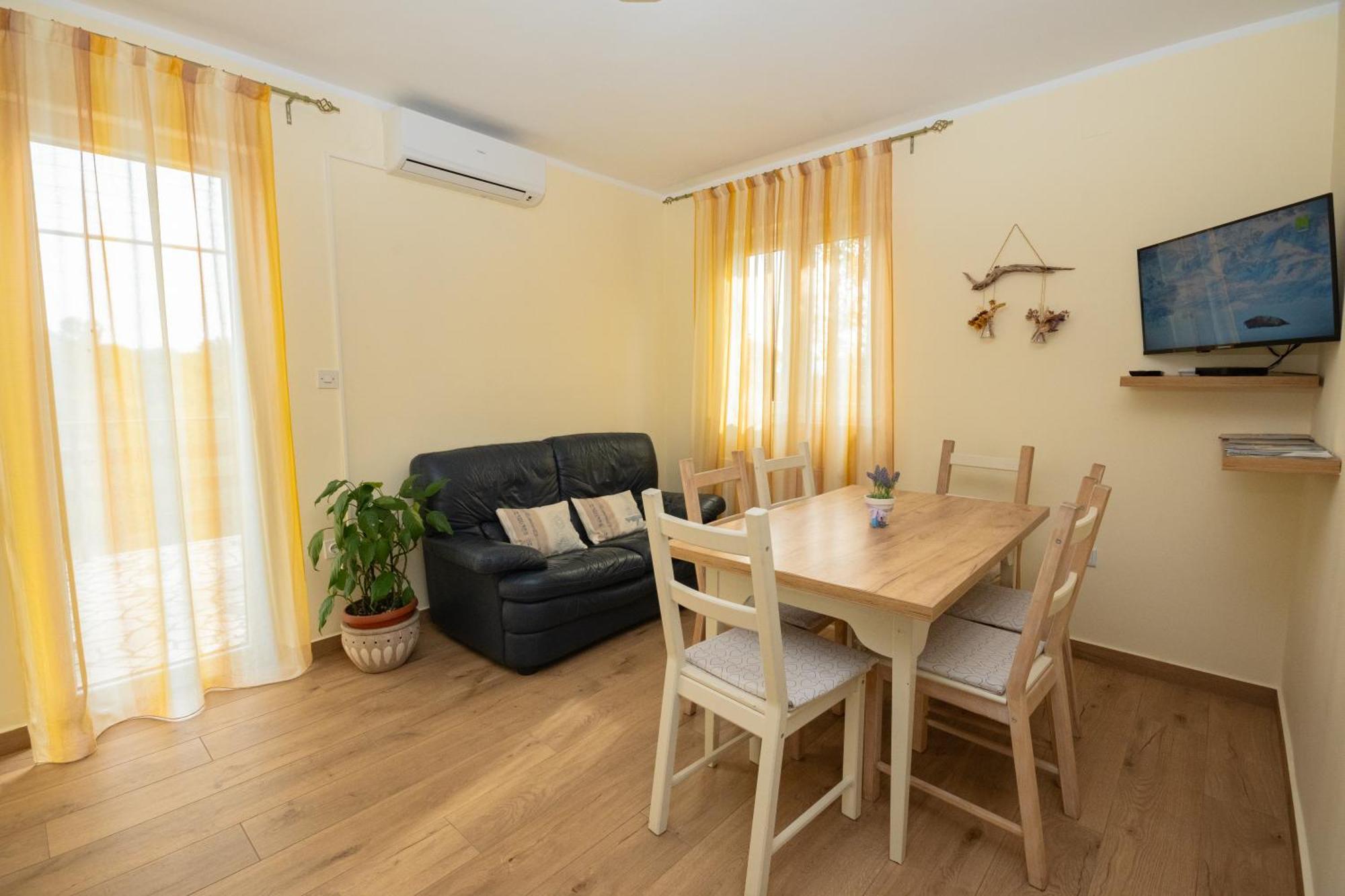 Apartman Doris Milohnici ภายนอก รูปภาพ